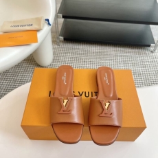 Louis Vuitton Slippers